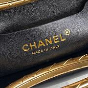 Chanel Clutch Lambskin Gold Plated Metal Black 25x19x3cm - 6