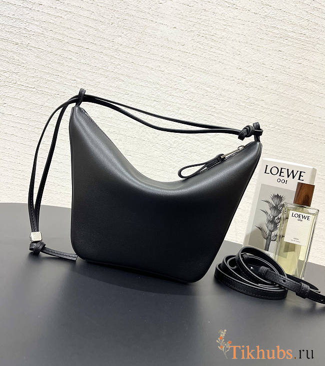 Loewe Hammock Hobo Bag Black 28x17x9.5cm - 1