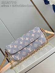 Louis Vuitton LV Wallet On Chain Ivy Trianon Gray 23.5 x 12 x 4.3 cm - 1