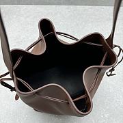 The Row Brown Belvedere Leather Bucket Bag 30x37x18cm - 6