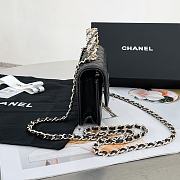 Chanel Flap Bag Handle Black Lambskin 17x10x3cm - 5