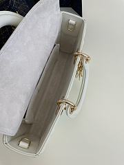 Dior Medium Lady D-Joy Bag White Graphic Cannage Calfskin 26 x 13.5 x 5 cm - 6