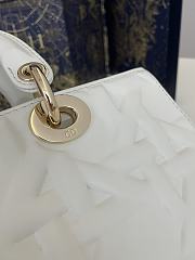 Dior Medium Lady D-Joy Bag White Graphic Cannage Calfskin 26 x 13.5 x 5 cm - 4