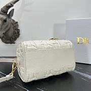 Dior Groove 20 Bag White Calfskin 20.5 x 13.5 x 12 cm - 6