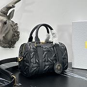 Dior Groove 20 Bag Black Calfskin 20.5 x 13.5 x 12 cm - 3