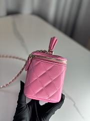 Chanel Handle Vanity Pink Lambskin 17cm - 4