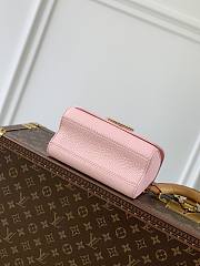 Louis Vuitton LV Twist PM Pink Bag 19 x 15 x 9 cm - 4