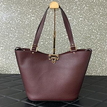 Valentino Garavani Rockstud Wine Bag 26x11x24cm