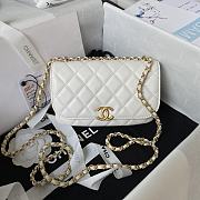 Chanel 23A Flap Bag White Lambskin 18cm - 1