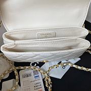 Chanel 23A Flap Bag White Lambskin 18cm - 2