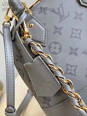 Louis Vuitton LV Alma BB Bag Grey 23.5 x 17.5 x 11.5 cm - 5