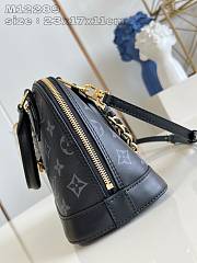 Louis Vuitton LV Alma BB Bag Black 23.5 x 17.5 x 11.5 cm - 5