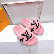 Louis Vuitton LV Paseo Flat Comfort Mules Pink - 1