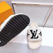 Louis Vuitton LV Paseo Flat Comfort Mules White - 5