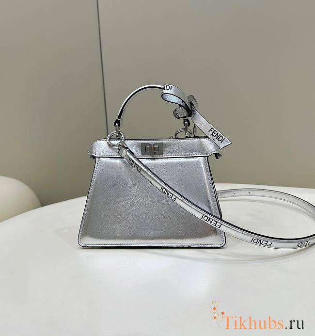 Fendi By Marc Jacobs Peekaboo Silver Bag 20x11x15cm - 1