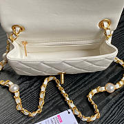 Chanel Mini Flap Bag Lambskin Pearls Gold White 20x12x6cm - 2