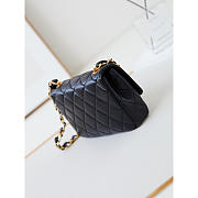 Chanel Classic Flap Bag Leather Black 20x13x4.5cm - 6