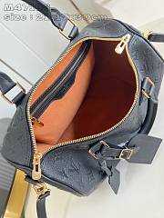 Louis Vuitton LV Speedy Soft 30 Black 30x17x21cm - 6