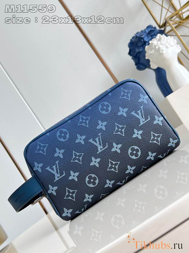 Louis Vuitton LV Locker Blue Dopp Kit 23 x 13 x 12 cm - 1