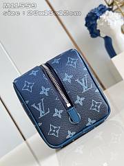 Louis Vuitton LV Locker Blue Dopp Kit 23 x 13 x 12 cm - 3