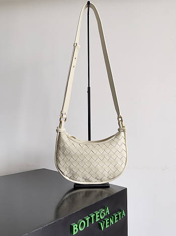 Bottega Veneta Gemelli Messenger White Bag 26x15x8cm