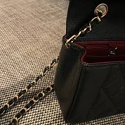 Chanel Diana Flap Bag Black Caviar Gold 21.5x14x7cm - 5