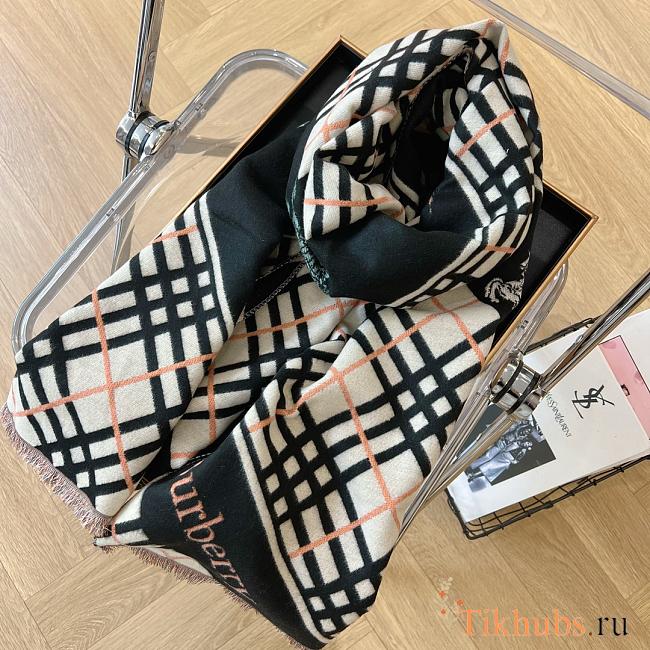 Burberry Scarf 65x180cm - 1