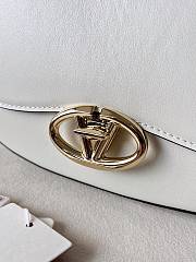 Valentino Small Garavani Ohval Shoulder Bag White 26x13x6.5cm - 5