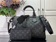 Louis Vuitton LV Speedy 30 Black Monogram 30x17x21cm - 1