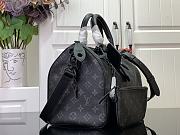 Louis Vuitton LV Speedy 30 Black Monogram 30x17x21cm - 5