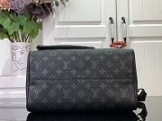 Louis Vuitton LV Speedy 30 Black Monogram 30x17x21cm - 3