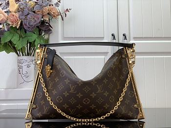 Louis Vuitton LV Lucky Trunk Monogram 38 x 23 x 1 cm