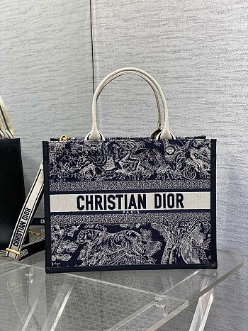 Dior Medium Book Tote Blue Ecru 36.5 x 28 x 16.5 cm