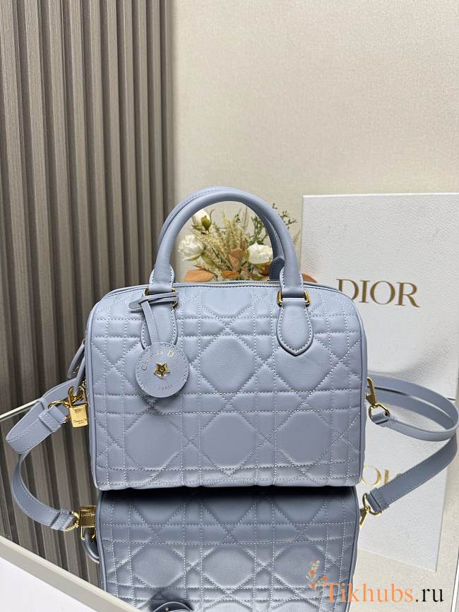 Dior Groove 25 Bag Blue Macrocannage Calfskin 25 x 19 x 16 cm - 1