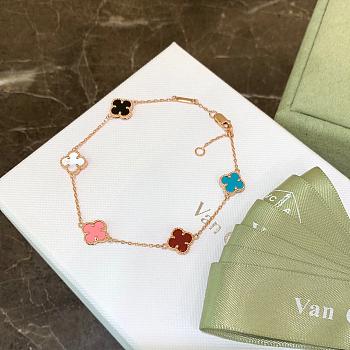 Van Cleef & Arpels Bracelet 03