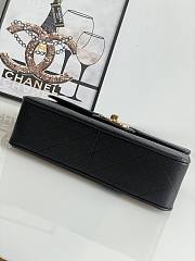 Chanel Jumbo Flap Bag Black Caviar Gold 30x21x8cm - 2