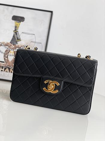 Chanel Jumbo Flap Bag Black Lambskin Gold 30x21x8cm