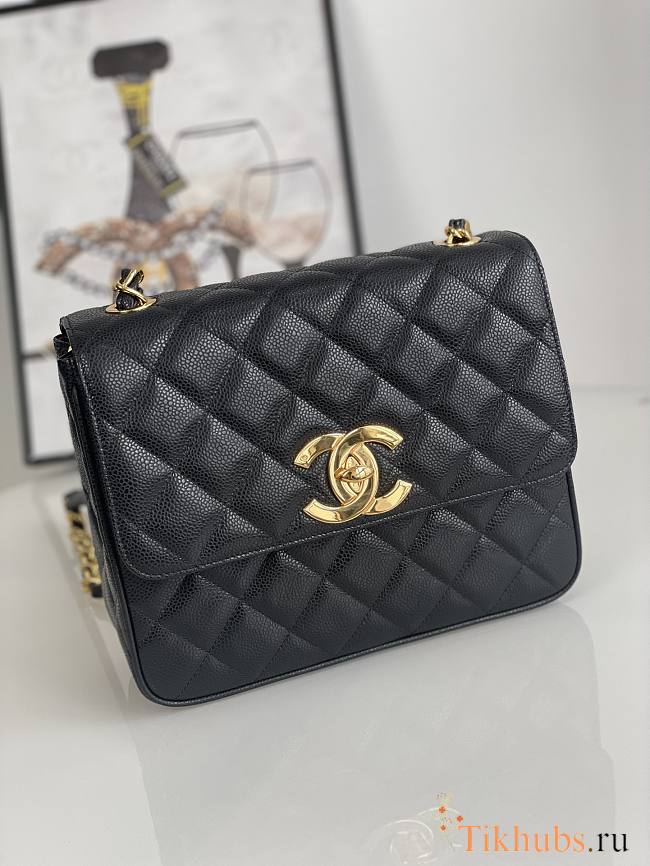 Chanel Flap Bag Black Caviar Gold 25x20x9cm - 1