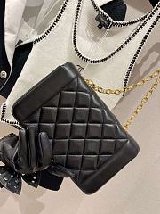 Chanel Diana Flap Bag Black Lambskin Gold 20cm - 4