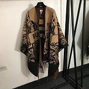 Burberry Forest Wool Cape 160x160cm - 1