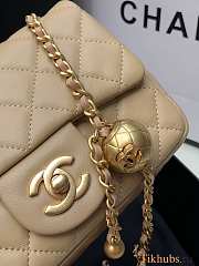 Chanel Flap Bag Lambskin Beige 17cm - 2