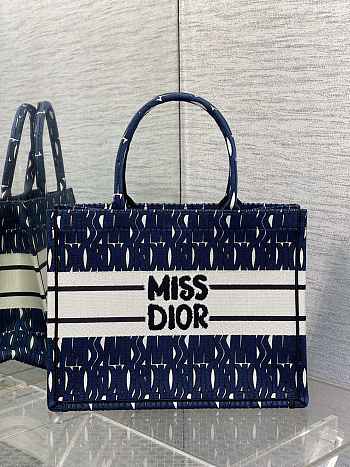 Dior Medium Book Tote Blue White Miss Dior 36 x 27.5 x 16.5 cm