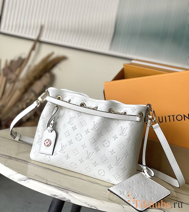 Louis Vuitton LV Bundle White 28x20x11.5cm - 1