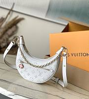 Louis Vuitton LV Loop Bag White 23x13x6cm - 1