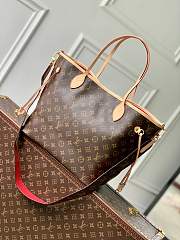 Louis Vuitton LV Neverfull With Strap Red Monogram 31x28x14cm - 1