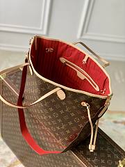 Louis Vuitton LV Neverfull With Strap Red Monogram 31x28x14cm - 4