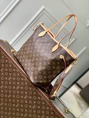 Louis Vuitton LV Neverfull With Strap Red Monogram 31x28x14cm - 3