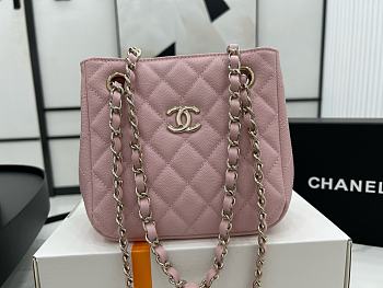 Chanel Bucket Bag Pink Caviar 16x15x9cm