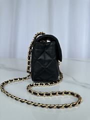 Chanel Mini Flap Bag Lambskin Gold Black 19x13.5x7cm - 5