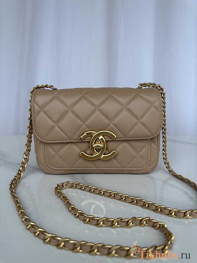 Chanel Mini Flap Bag Lambskin Gold Beige 19x13.5x7cm - 1